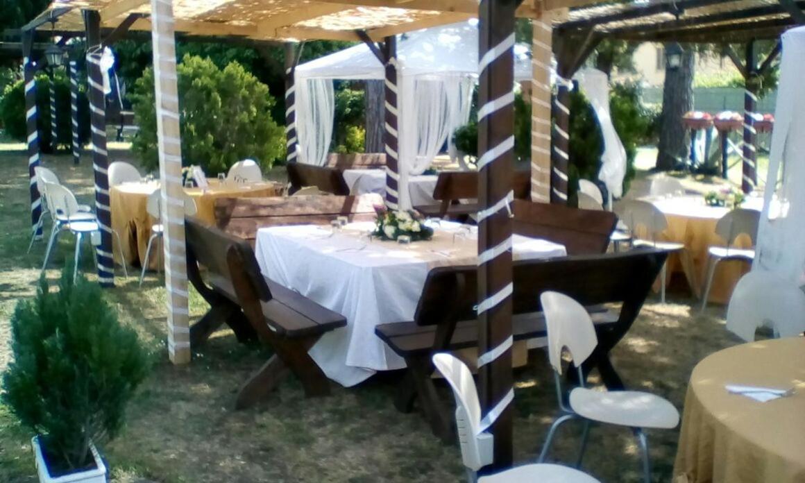 Villa Paradise Resort Gallicano nel Lazio ภายนอก รูปภาพ