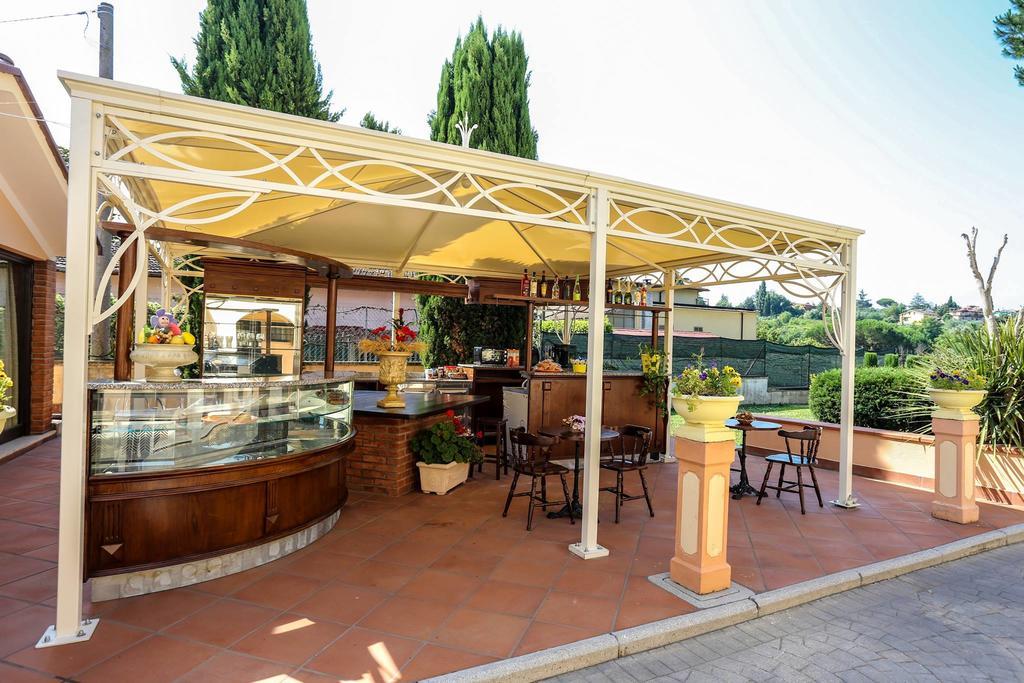 Villa Paradise Resort Gallicano nel Lazio ภายนอก รูปภาพ